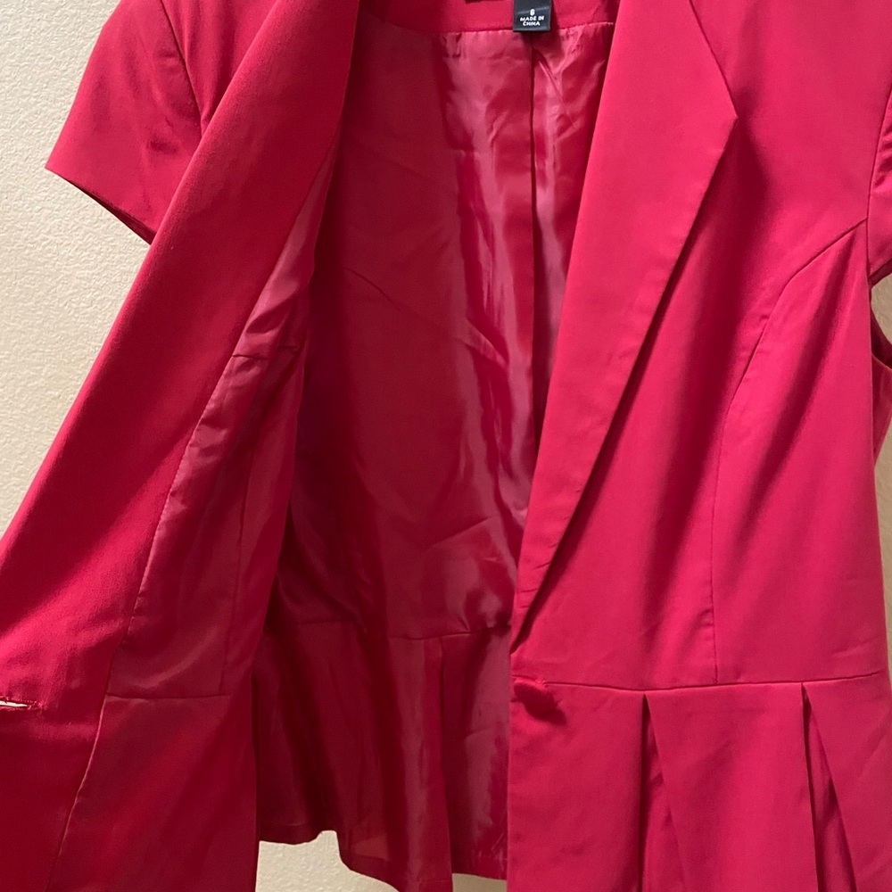 Red fitted blazer - Picture 4 of 5